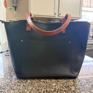Portland Leather Black Large Zipper Tote